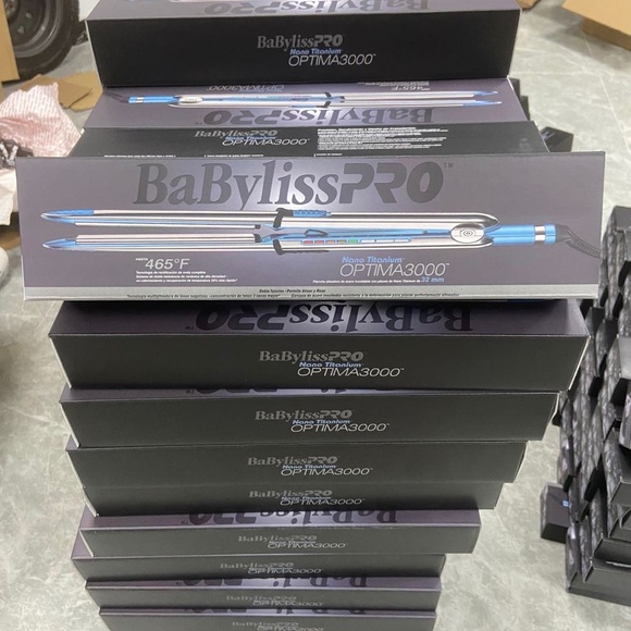 Babyliss Pro Flatirons - Picture 3 of 3